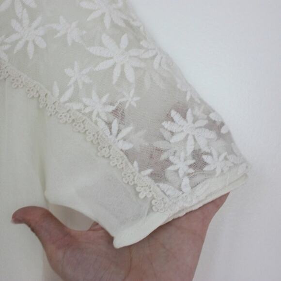 Umgee USA Top Women's Size Small Cream Sheer High-Low Daisy Boho Tunic - Picture 7 of 7